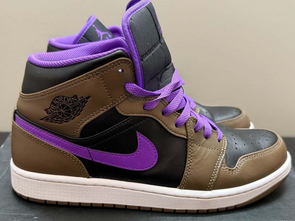 Jordan 1 Mid Palomino Wild Berry Size 10